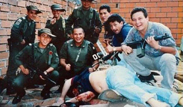 Image 3: Como falleció Pablo Escobar